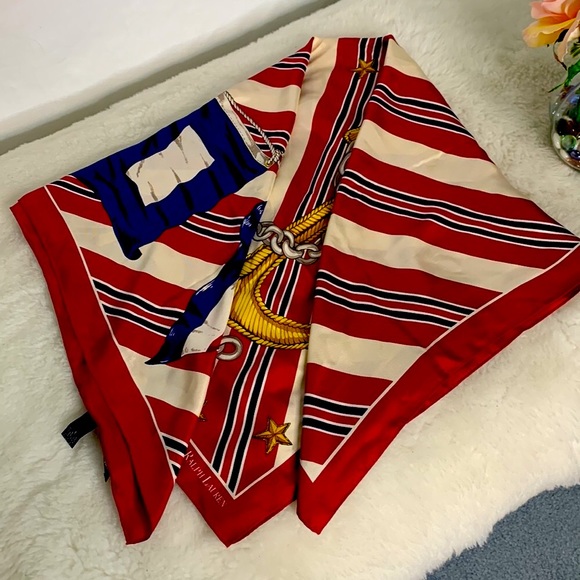 Vintage Rare find Ralph Lauren scarf ๐งฃin excellent preowned condition ๐ฏ% Silk. - Picture 4 of 12